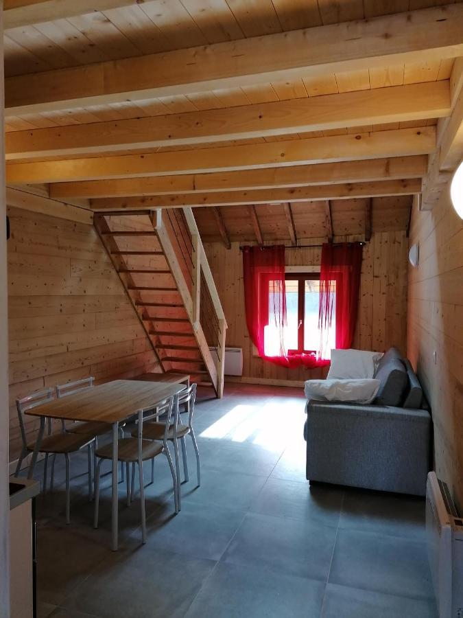 La Ferme De Lucien Aparthotel Sallenoves Εξωτερικό φωτογραφία